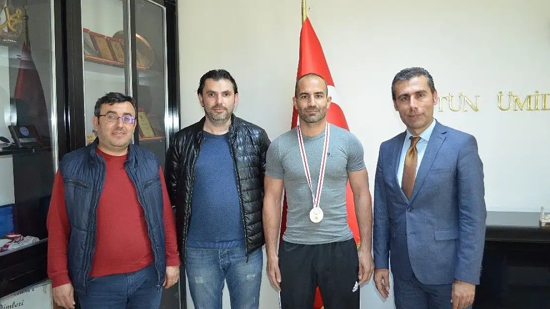 'Adıyamanlı sporcu oryantringte birinci oldu'