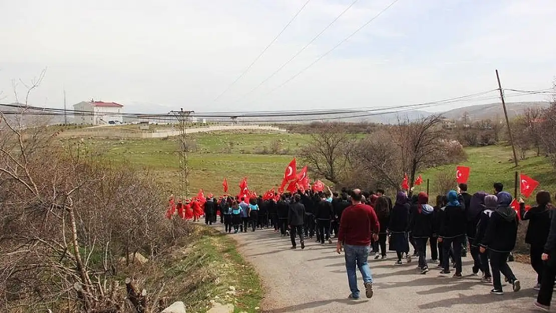 'Malatya´da öğrenciler Mehmetçik için yürüdü'