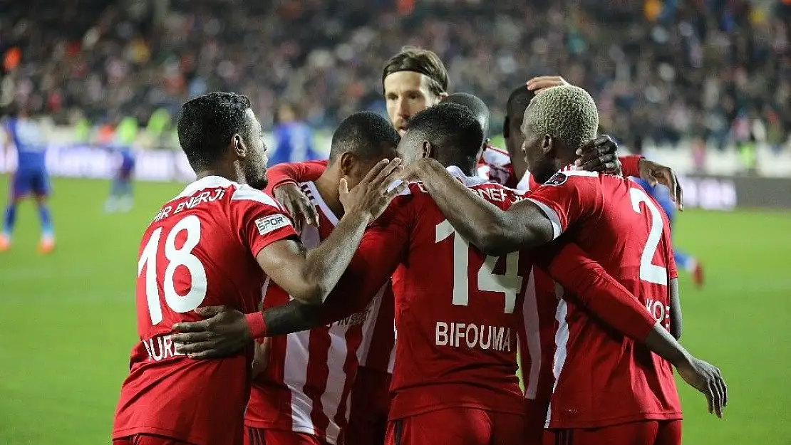 'Spor Toto Süper Lig: DG Sivasspor: 1 - Kardemir Karabükspor: 0 (Maç sonucu)'