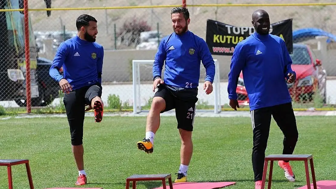 E. Yeni Malatyaspor´da M.Başakşehir mesaisi başladı