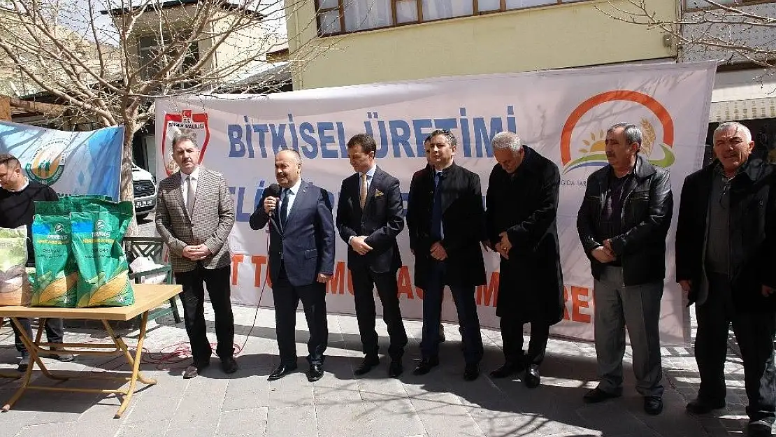 'Gürün´de nohut ve yem bitkisi tohumu dağıtıldı'