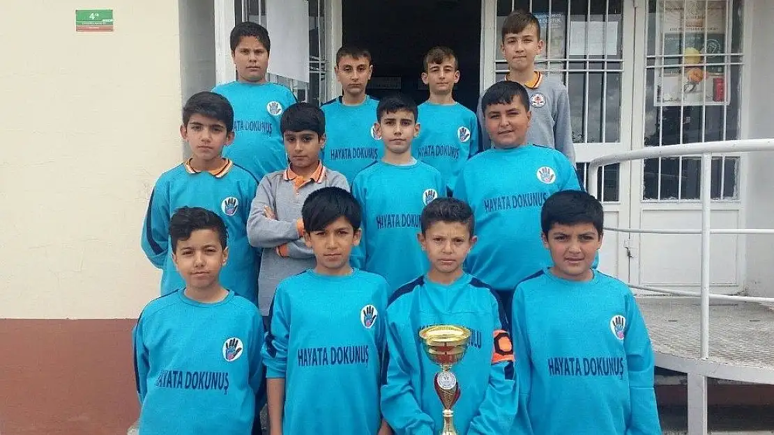 'Hentbolda Necatibey finalde elendi'