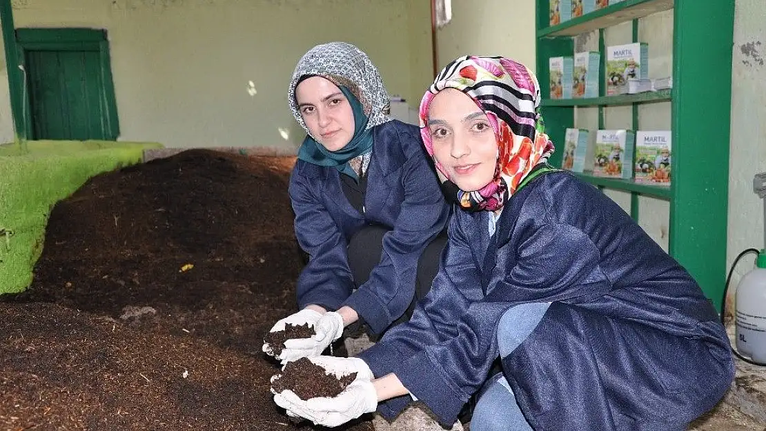 'Bileziklerini satıp, organik solucan gübresi üretimine başladılar'
