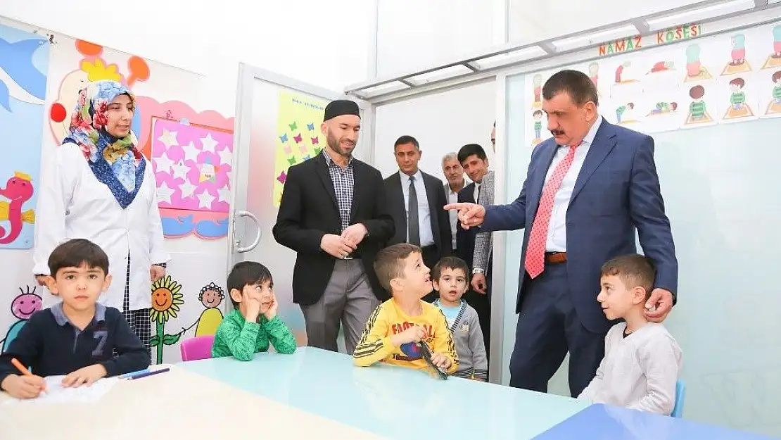 'Başkan Gürkan Beydağı Mahallesinde incelemede bulundu'