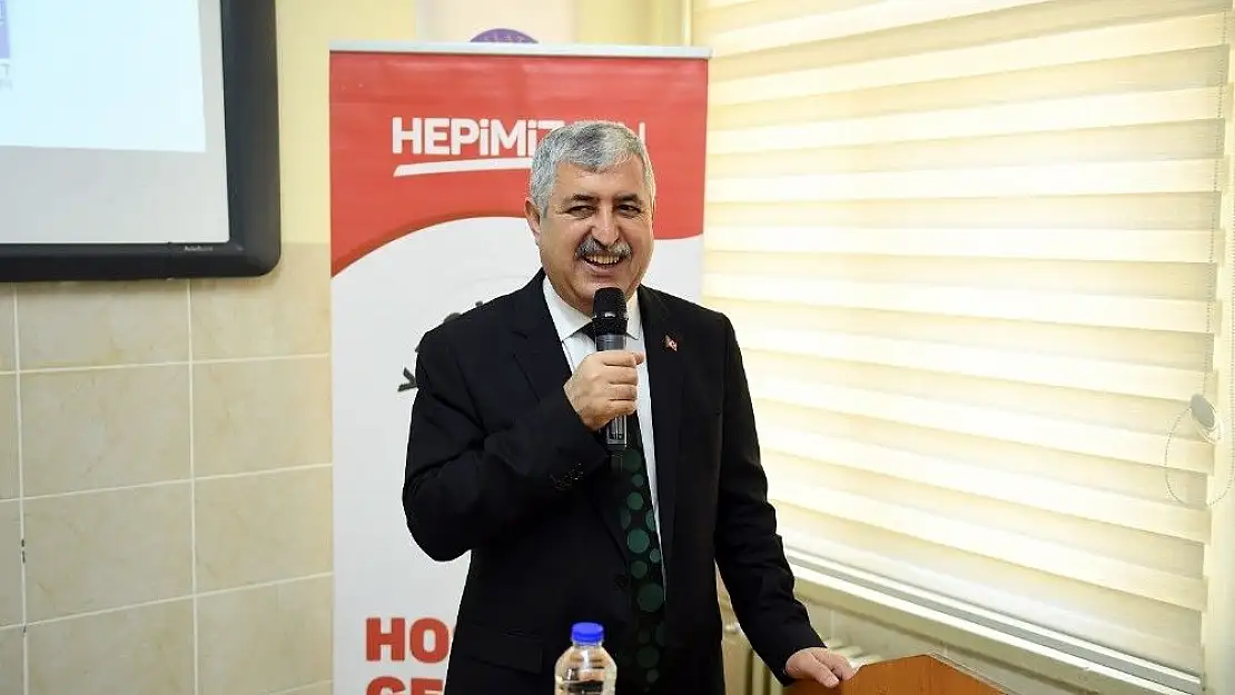 'Başkan Polat öğrencilere tavsiye'