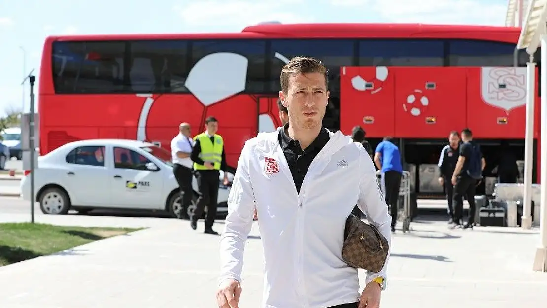 'Demir Grup Sivasspor, Konya´ya gitti'
