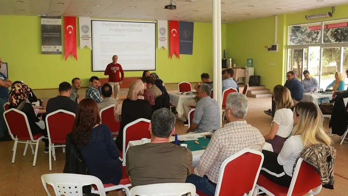 'Öğretmenlere STEM eğitimi verildi'