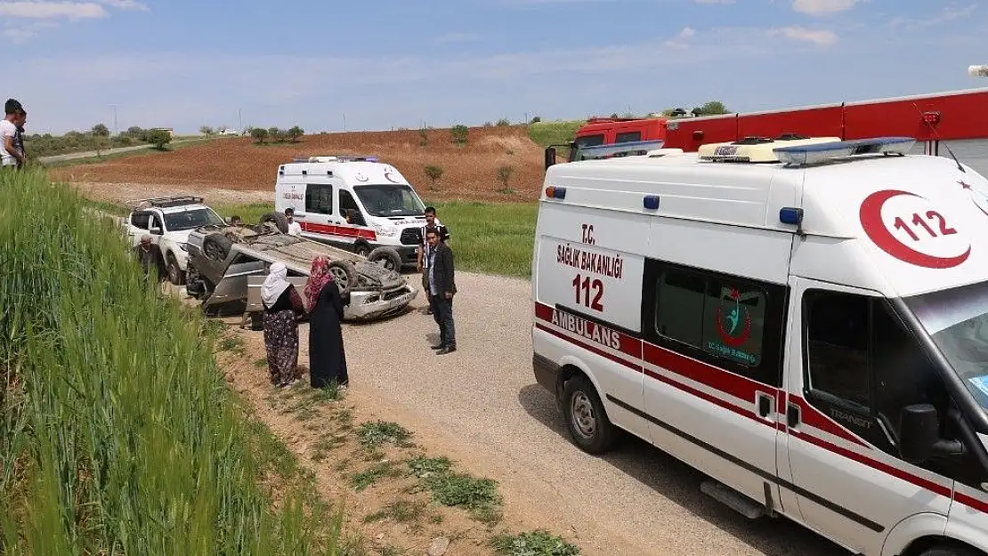 'Otomobil takla attı: 5 yaralı'