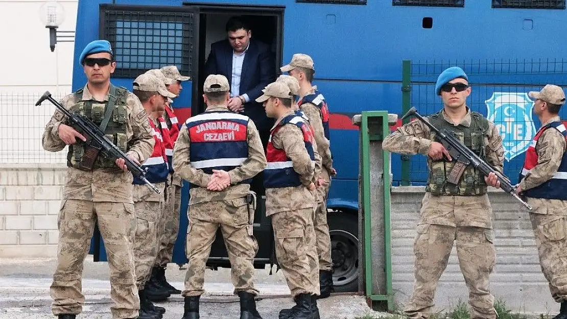 'Huduti´nin de aralarında olduğu sanıklar savunmalarını yapacak'