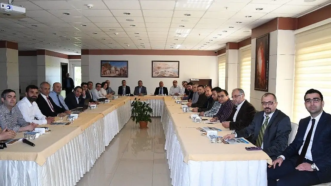 'Adıyaman Üniversitesi çocuk cerrahisi uzmanları toplantısına ev sahipliği yaptı'