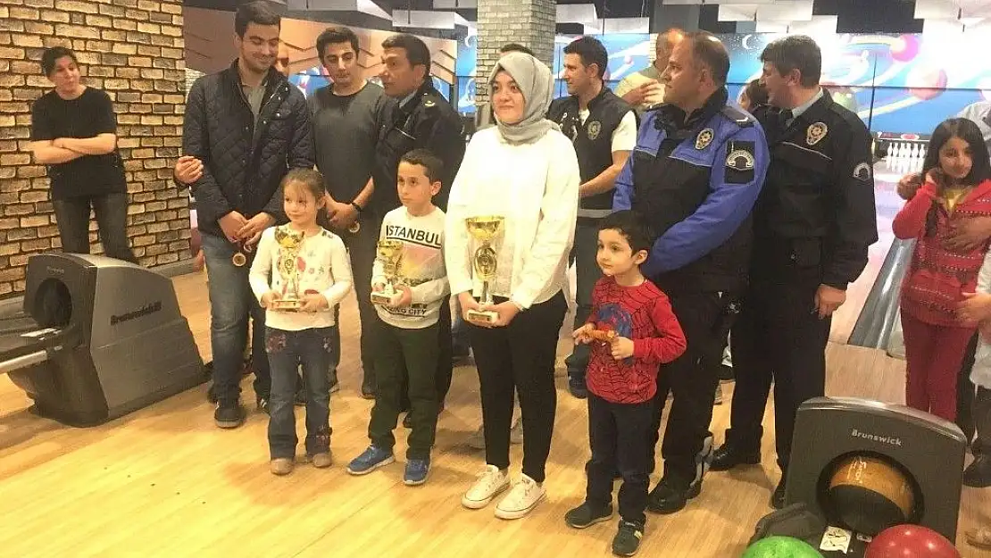 'Şehit ve gazi aileleri bowling etkinliğinde buluştu'