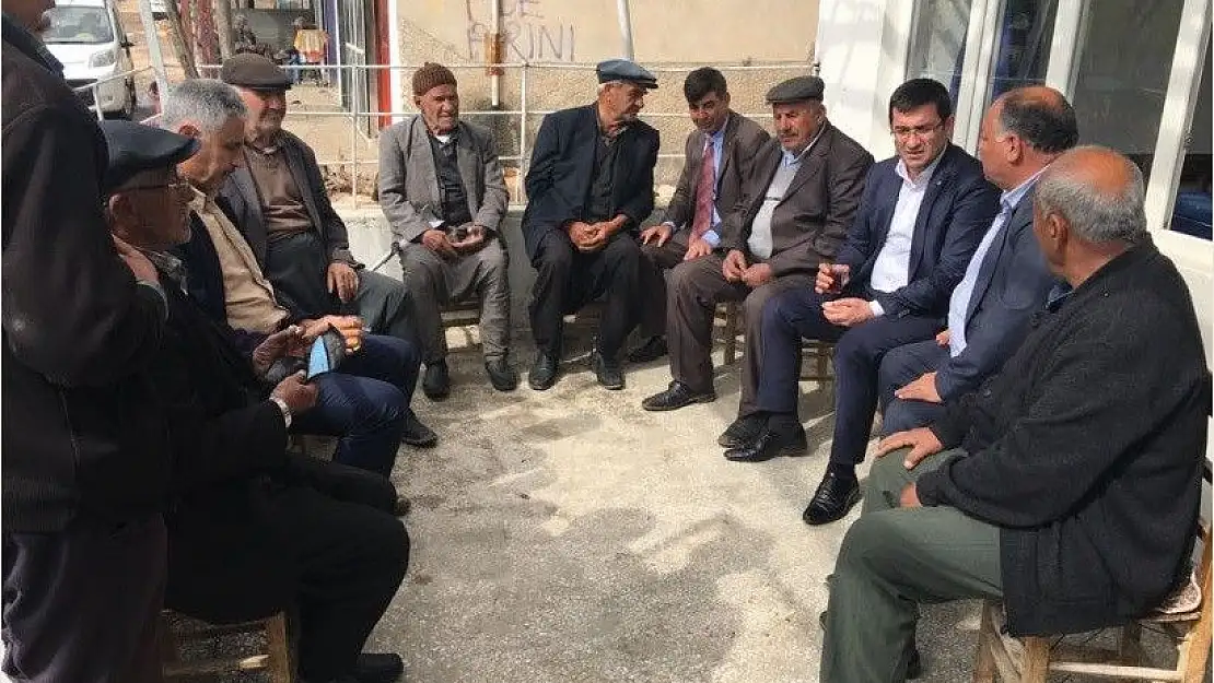 'Kaymakam Gencer köylülerle bir araya geldi'