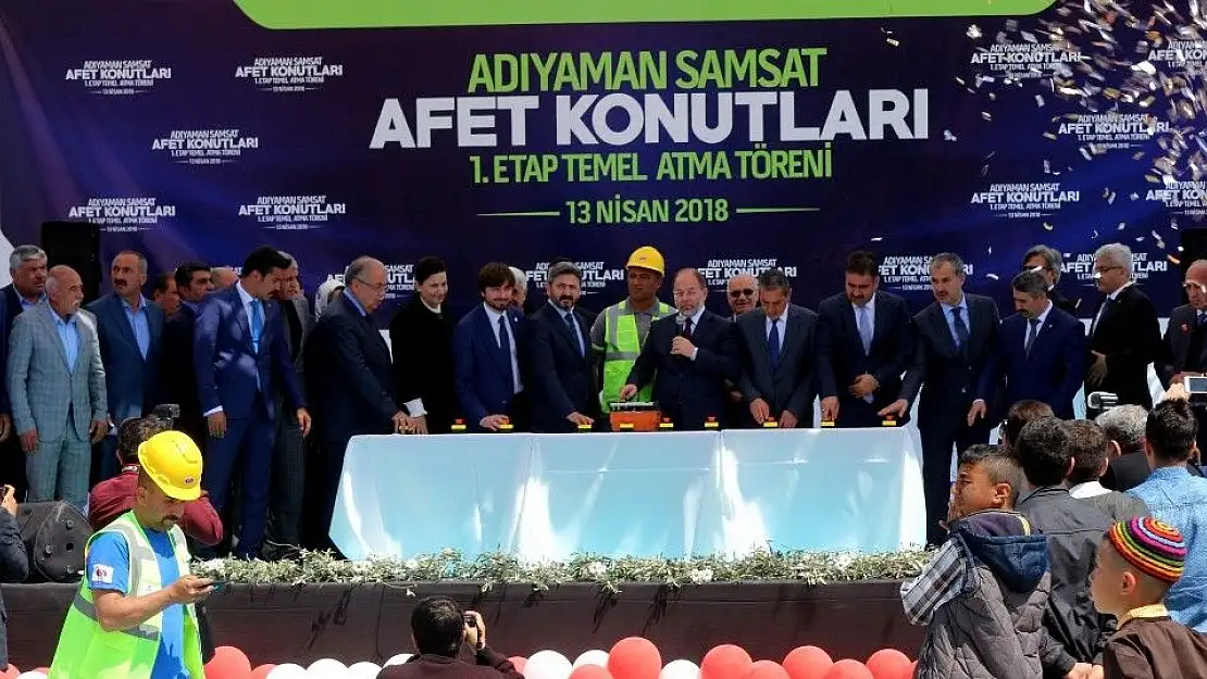 'Başbakan Yardımcısı Akdağ depremzede konutlarının temelini attı'