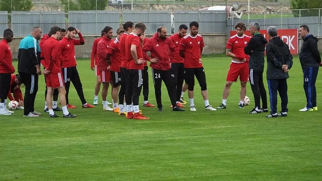 'Elazığspor, Adanaspor maçı hazırlıklarını tamamladı'