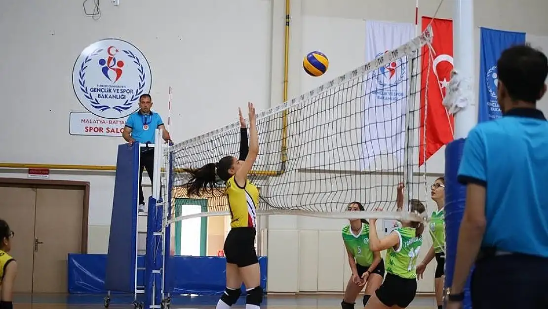 'Okullararası Yıldız Kız-Erkek Voleybol Yarı Final Şampiyonası'