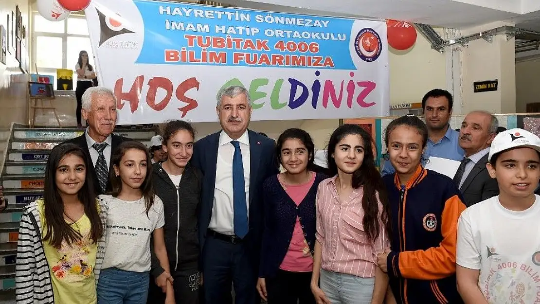 'Başkan Polat, bilim şenliğine katıldı'