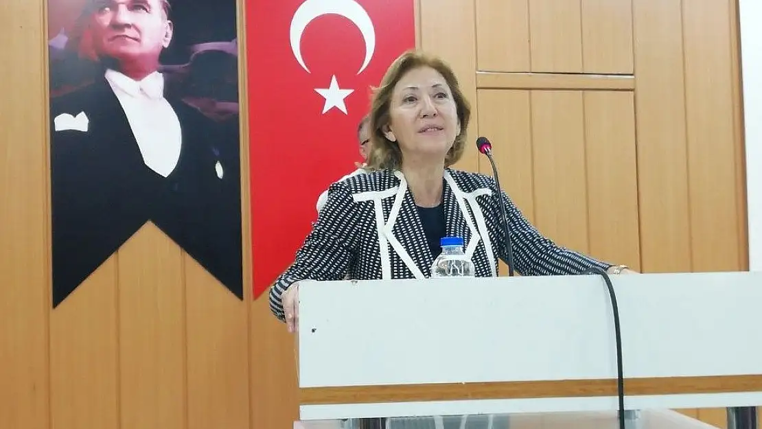 'CHP Malatya kadın kolları Anneler günü etkinliği düzenledi'