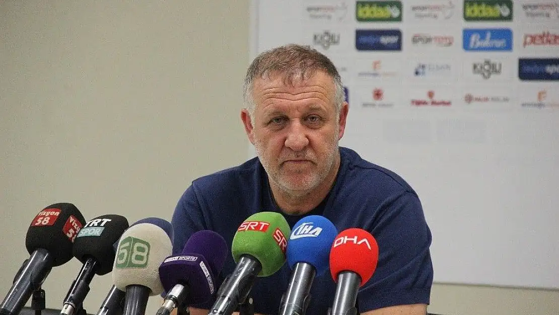 'Aytemiz Alanyaspor ligde kalmayı garantiledi'