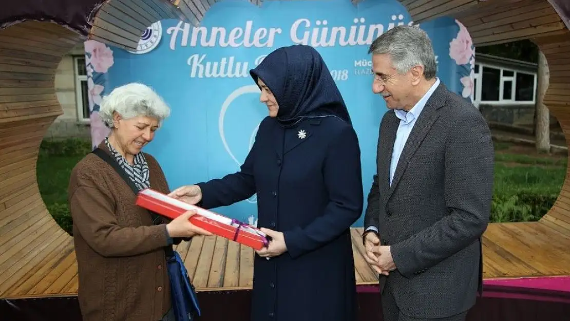 'Başkan Yanılmaz´dan ''Anneler Günü'' jesti'
