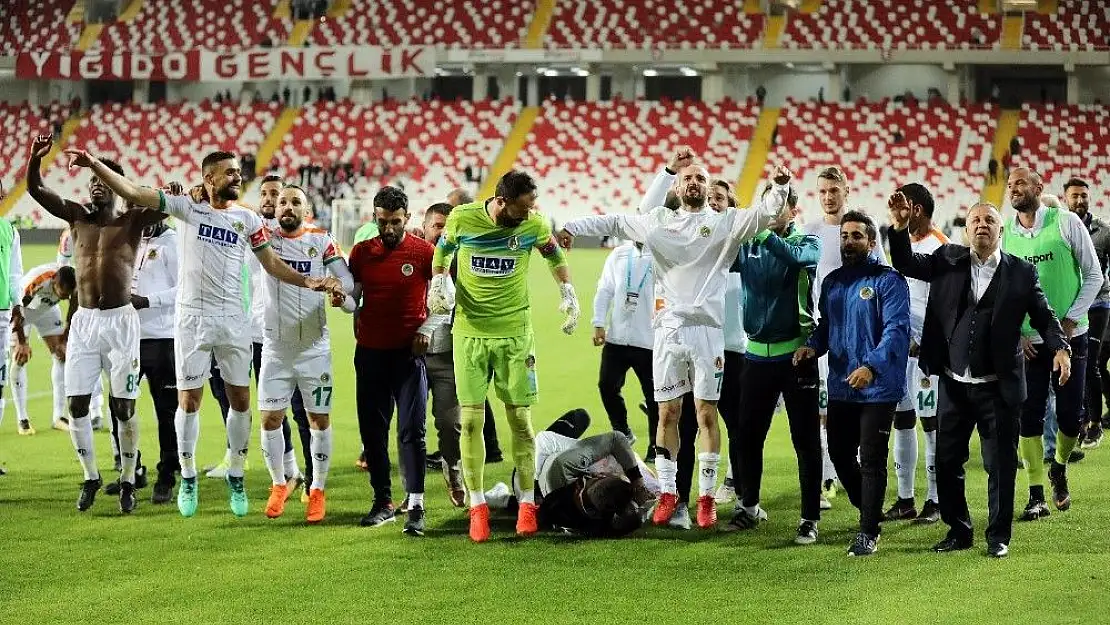 'Spor Toto Süper Lig: DG Sivasspor: 2 - Aytemiz Alanyaspor: 2 (Maç sonucu)'