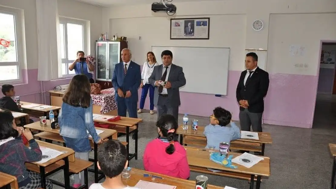 '4. Sınıflar arası ödüllü kitap okuma yarışması düzenledi'
