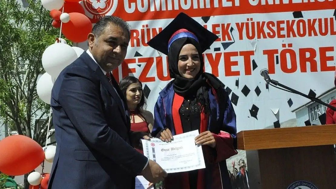 'Gürün MYO´da mezuniyet heyecanı'