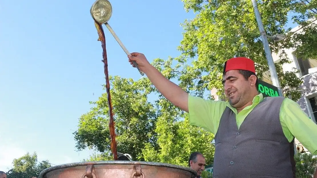 'Meyan şerbetine yoğun rağbet'