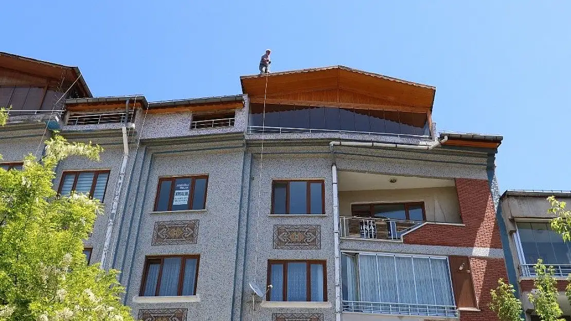'İnşaat işçileri yürekleri ağza getirdi'