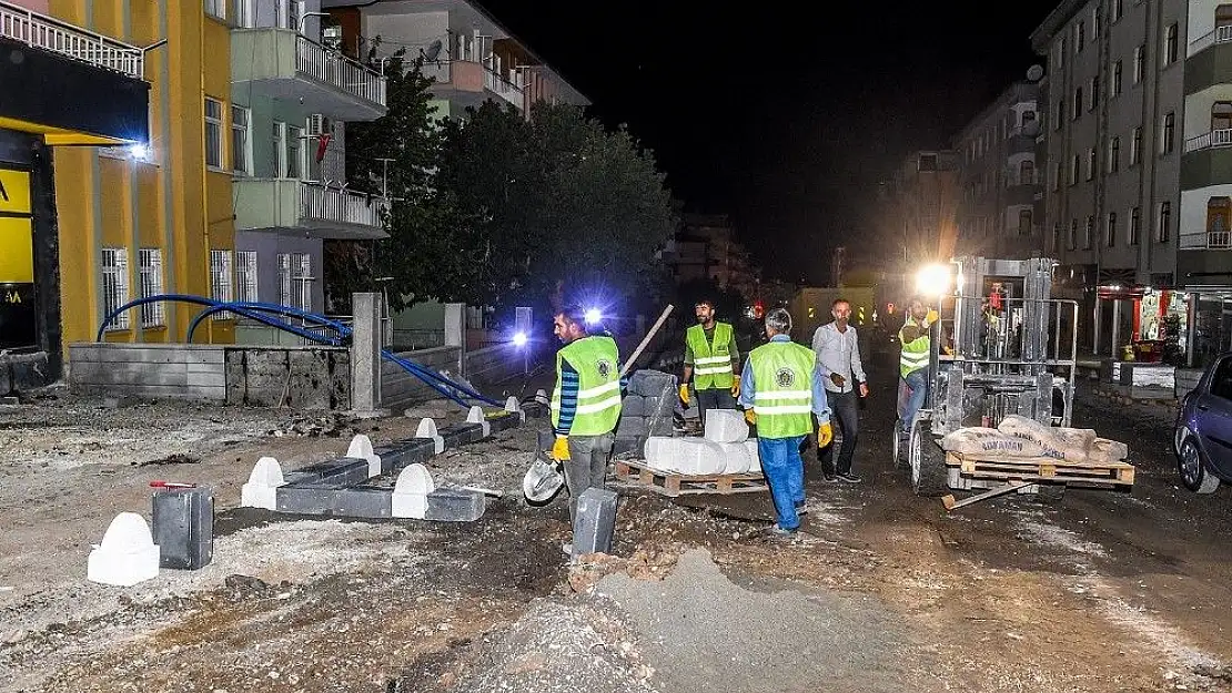 'Mevlüt Aslanoğlu Caddesinde çalışmalar sürüyor'