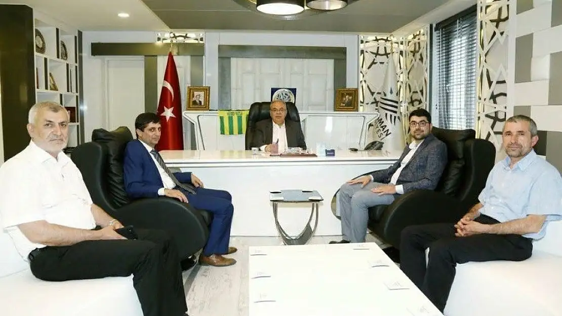 'AK Parti Adıyaman Milletvekili Adayı Aslan´dan Başkan Kutlu´ya ziyaret'