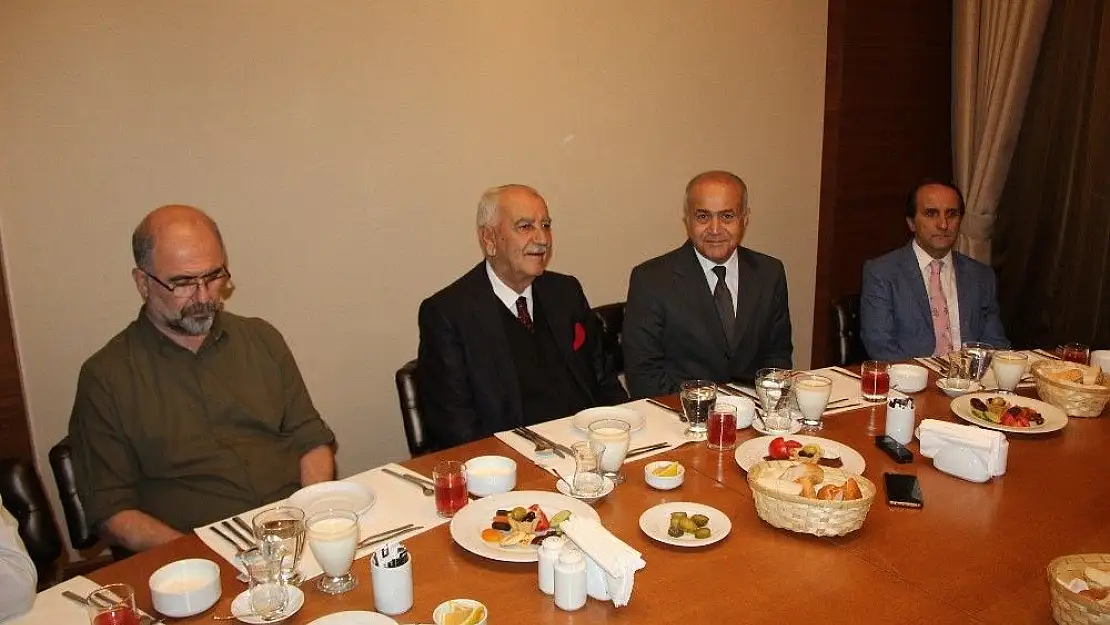 'Malatya girişim grubundan basın mensuplarına iftar'