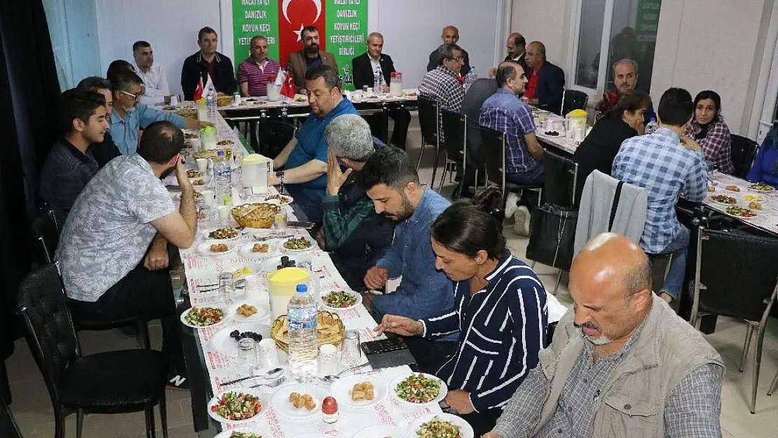 'İhsan Akın basın mensupları ile iftarda bir araya geldi'