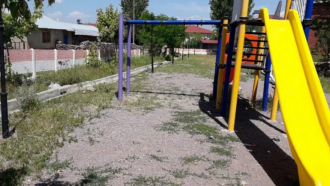 '3 yaşındaki Esma´nın bir karış suda öldüğü ortaya çıktı'
