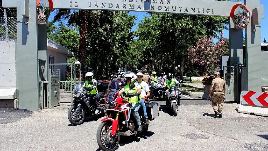 'Motosiklet tutkunları bu kez jandarma için buluştu'
