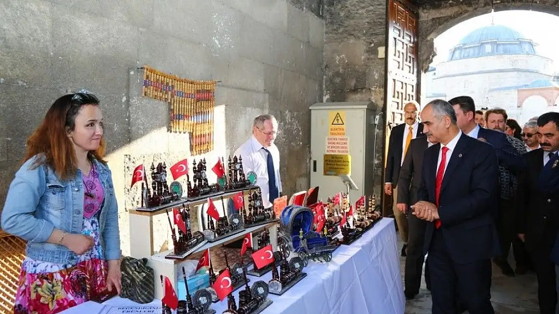 'Sivas´ta Geleneksel El Sanatları Sergisi açıldı'
