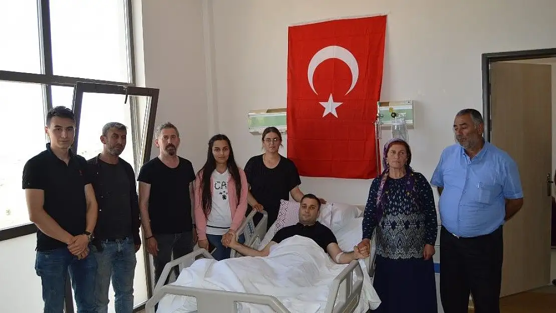 'Tunceli Gazisi Mustafa Deniz, memleketi Besni´ye getirildi'