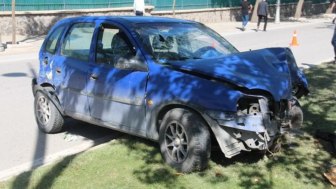 'Elazığ´da trafik kazası: 2 yaralı'