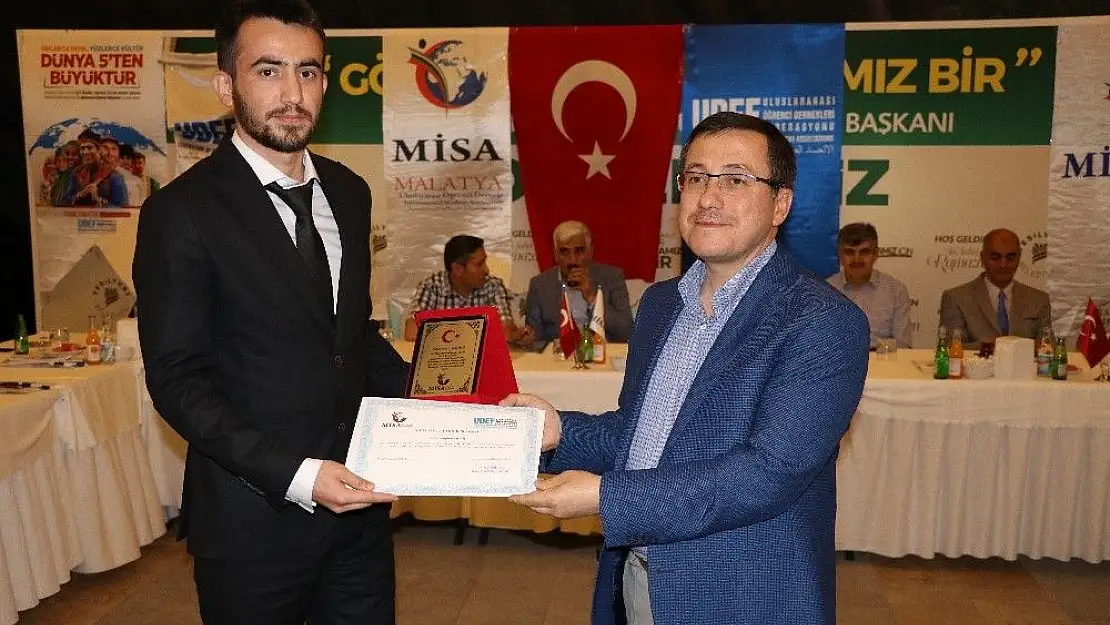 İnönü Üniversitesi´nin yabancı öğrencileri mezun oldu