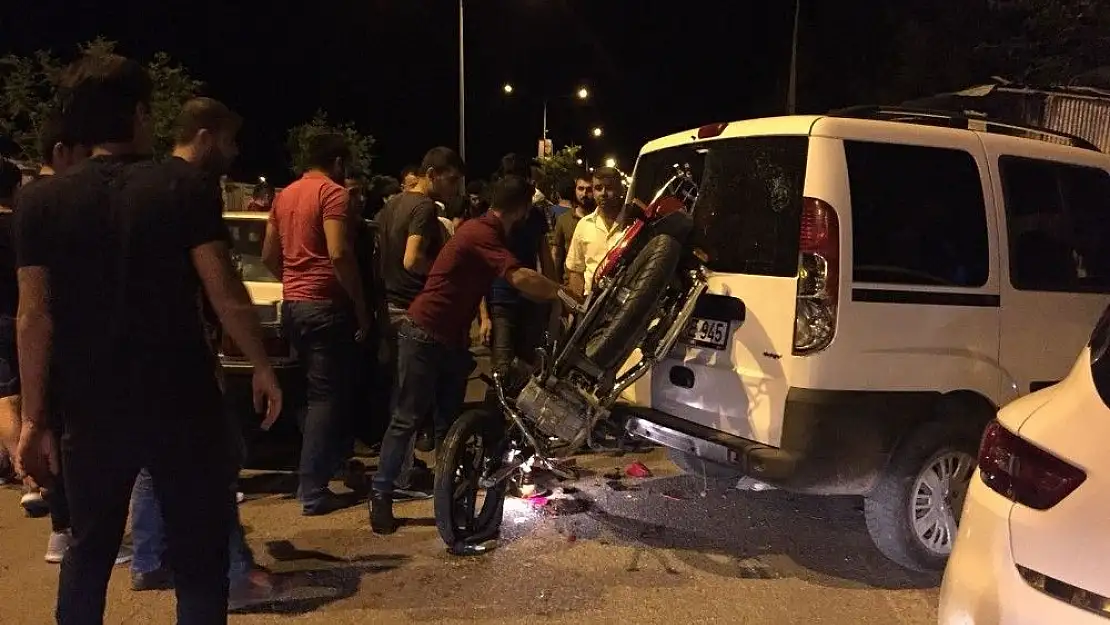 'Kahta´da trafik kazası: 1 Yaralı'