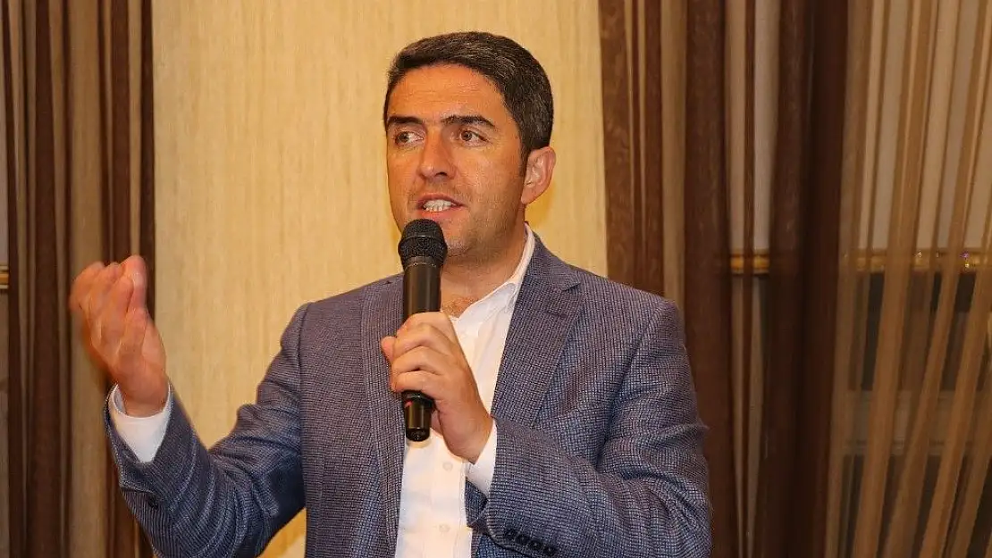 'CHP´den basın mensupları ve muhtarlara iftar'