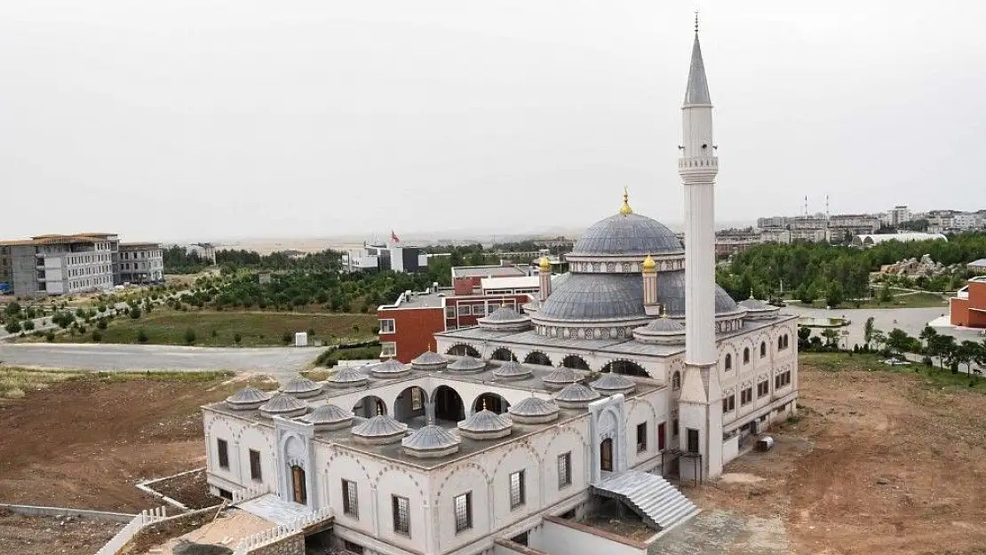 'Adıyaman Üniversitesi Cami Selçuklu mimarisi ile süslenecek'