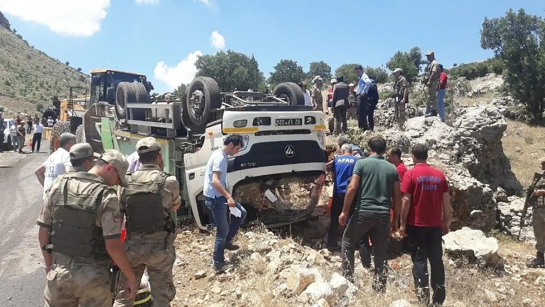 'Adıyaman´da feci kaza: 2 ölü, 1 yaralı'