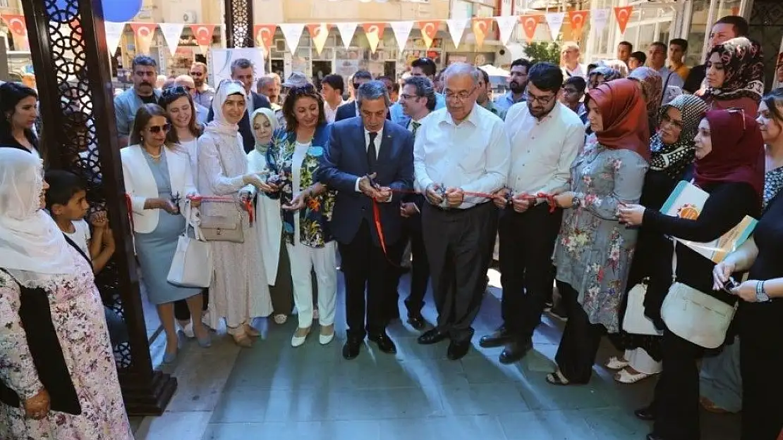 'El emeği eserler sergilendi'
