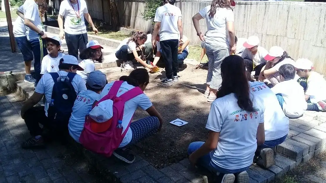'Öğrenciler arkeolojik kazı ile ilgili deneyim kazandı'