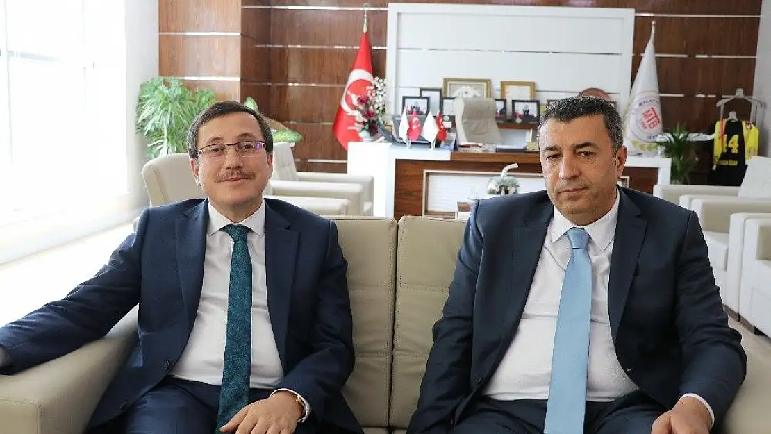 'Rektör Kızılay ve Özcan´dan kayısı için işbirliği vurgusu'