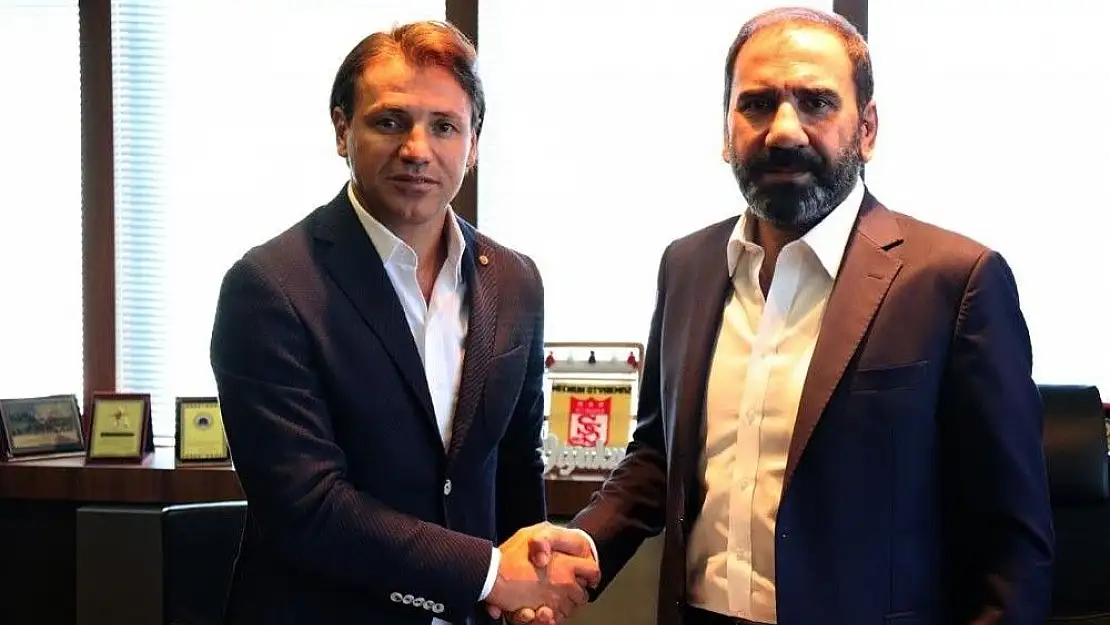 'Sivasspor, Tamer Tuna ile 1 yıllık sözleşme imzaladı'