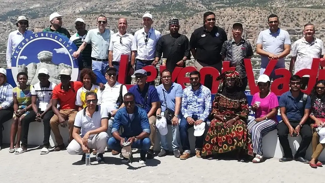 'İİT ülkesi temsilcileri Malatya´yı gezdi'