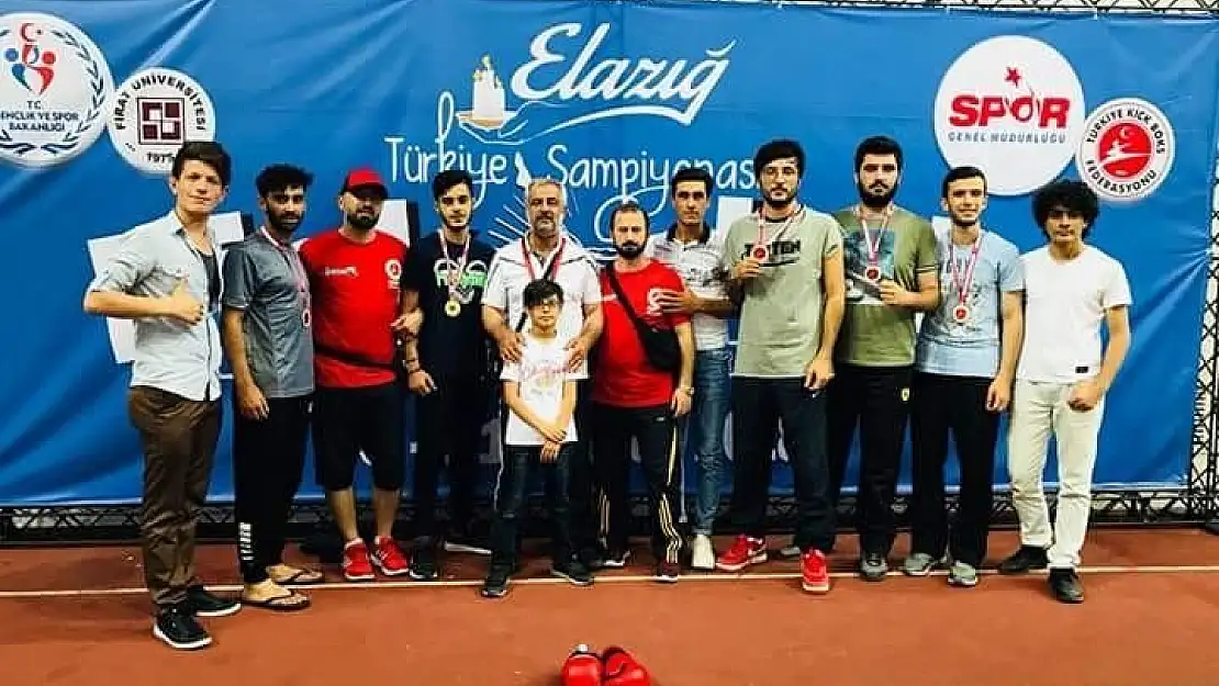 'Malatya Büyükşehir Belediyespor Kickboks sporcuları Elazığ´dan dereceyle döndü'