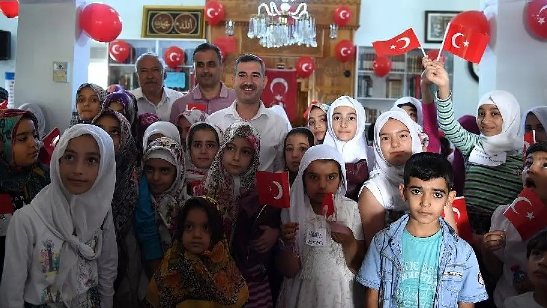 'Kur´an kursu öğrencileri şehitleri dualarla yad etti'