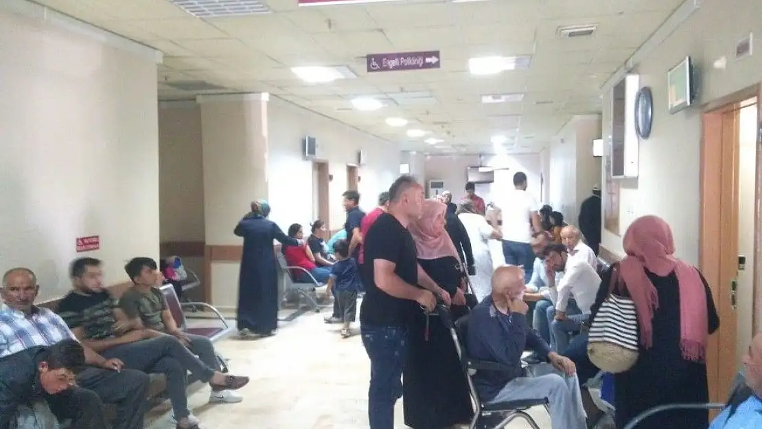 'Nedeni bilinmeyen salgın hastaneye akın ettirdi'